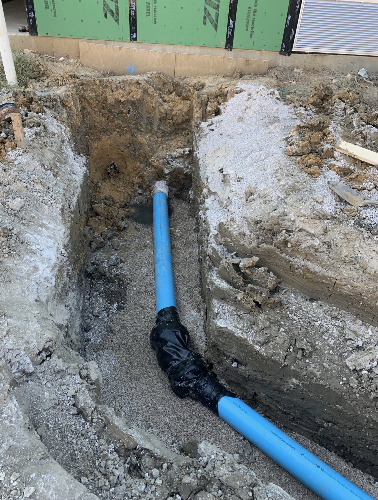 Bragg Light water utility construction